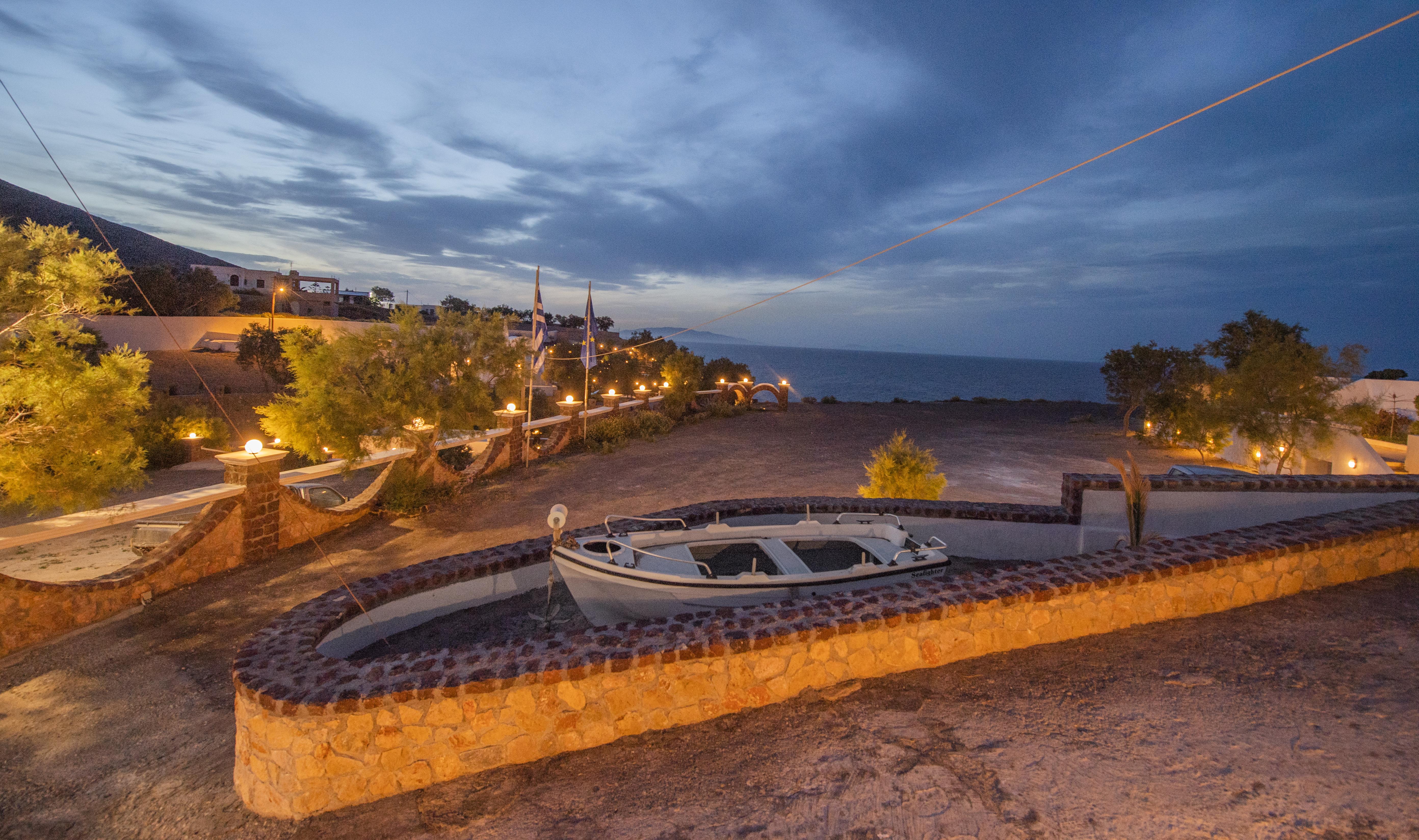 Starlight Luxury Seaside Villa & Suites إيميروفيغلي المظهر الخارجي الصورة
