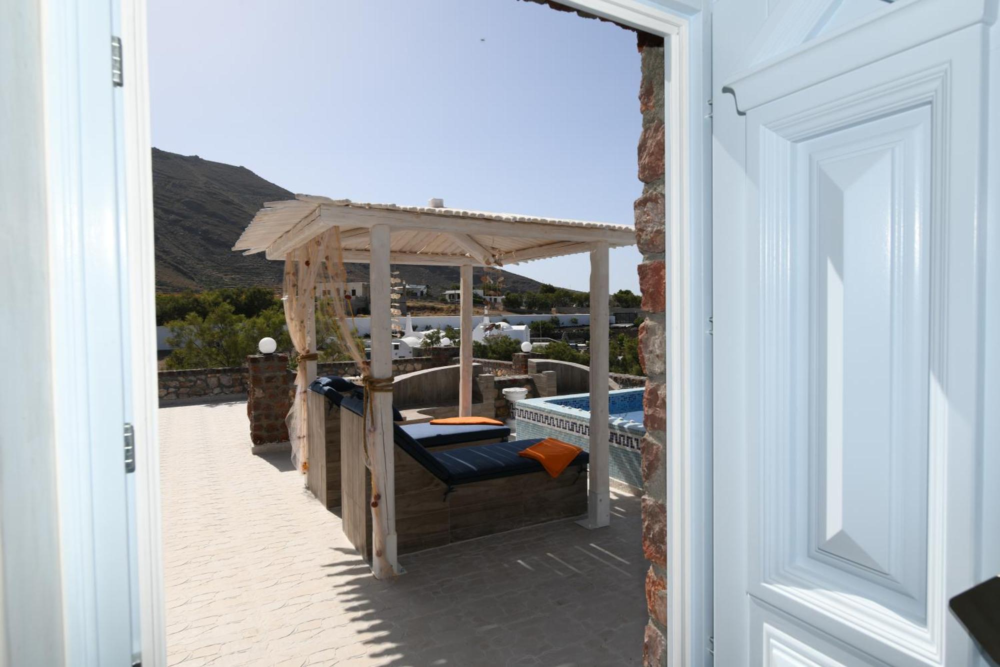 Starlight Luxury Seaside Villa & Suites إيميروفيغلي المظهر الخارجي الصورة