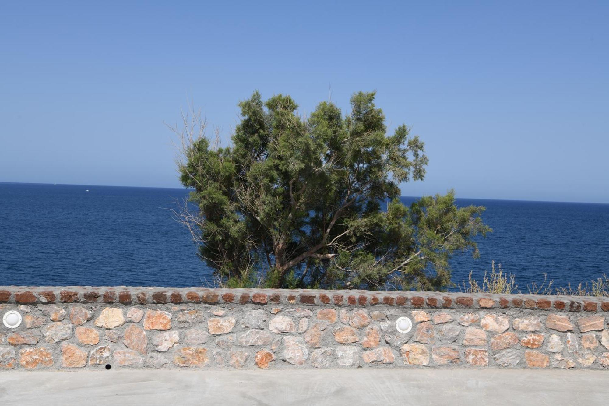 Starlight Luxury Seaside Villa & Suites إيميروفيغلي المظهر الخارجي الصورة