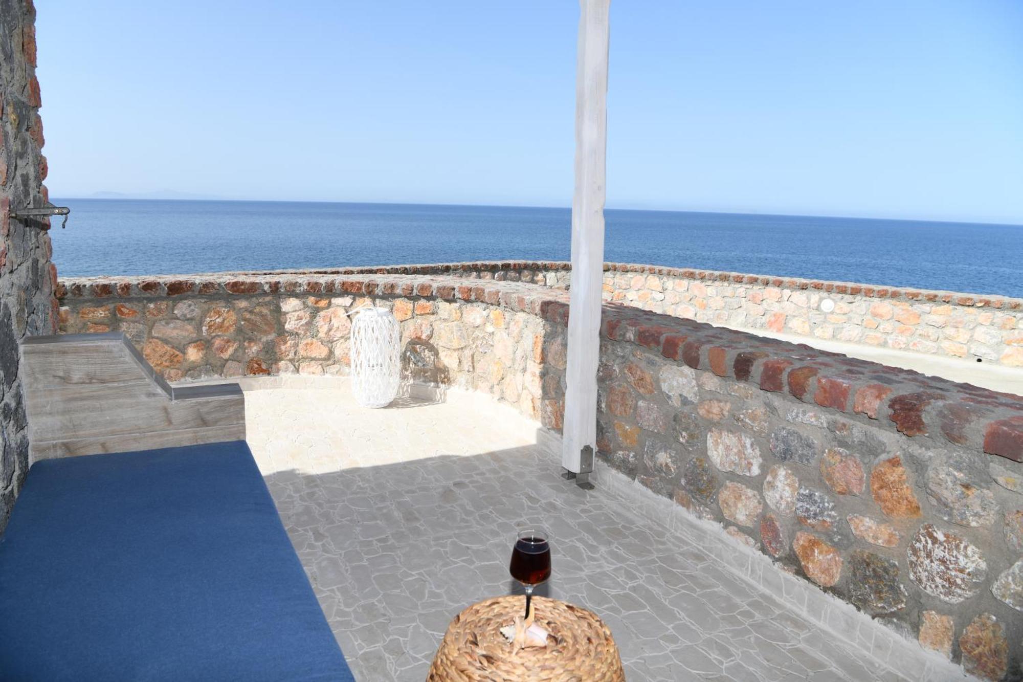 Starlight Luxury Seaside Villa & Suites إيميروفيغلي المظهر الخارجي الصورة